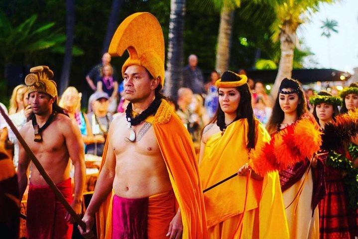 Big Island: Island Breeze Luau - Photo 1 of 5